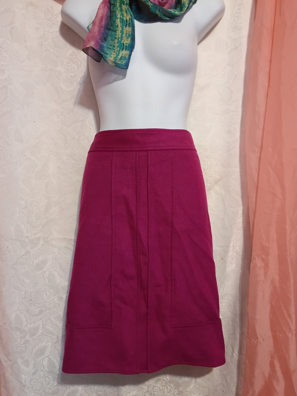 Ann Taylor Ladies Magenta Wool Blend Knee-Length A-Line Skirt Sz 12